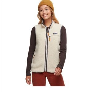 NWT Patagonia Women’s Retro Pile Vest - Medium